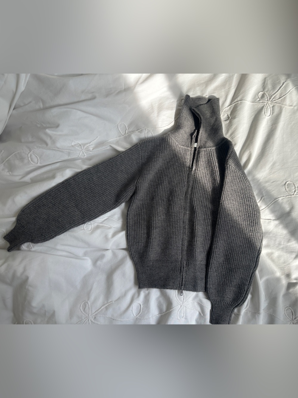 Oak + Fort Gray Ribbed Zip-Front Women's Sweater